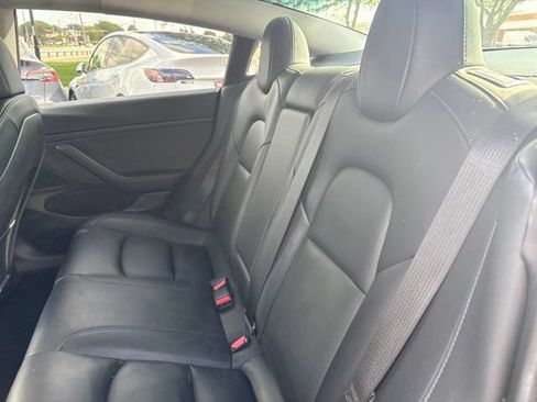 Used 2021 Tesla Model 3 Standard Range Plus RWD image 13