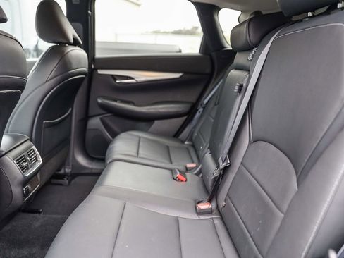 Used 2019 INFINITI QX50 Luxe w/ Protection Package image 17