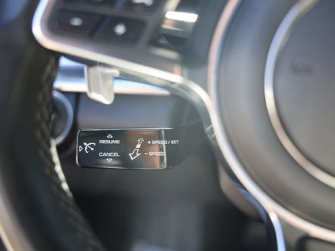 Used 2019 Porsche Panamera 4 w/ Premium Package AWD/4WD image 16