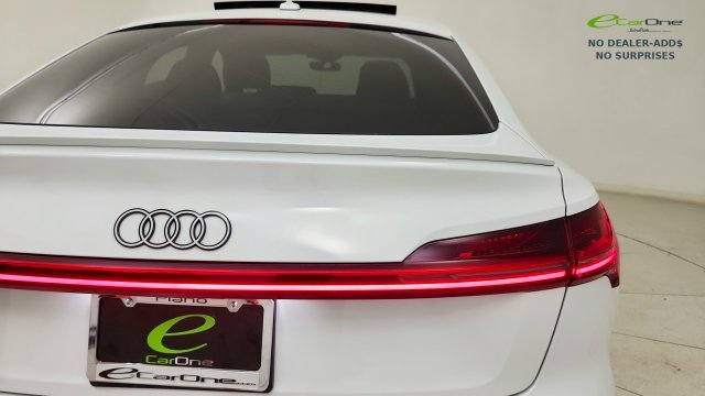 Used 2024 Audi Q8 e-tron Premium AWD/4WD image 26