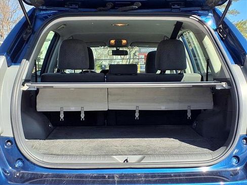 Used 2014 Toyota Prius V Two image 9