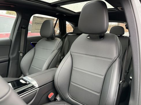 New 2026 Mercedes-Benz GLC 300 4MATIC image 10