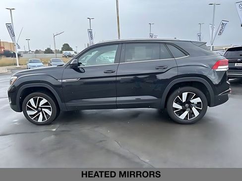 Used 2025 Volkswagen Atlas Cross Sport SE FWD image 8