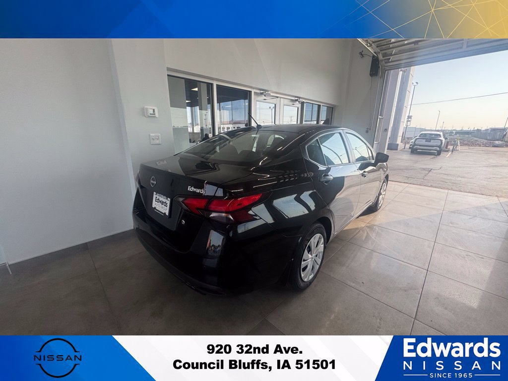 New 2025 Nissan Versa S w/ Trunk Package FWD image 4