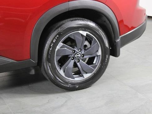 Certified 2025 Nissan Rogue SV w/ SV Premium Package FWD image 15