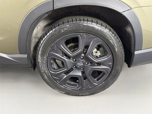 Certified 2025 Subaru Ascent Onyx Edition AWD/4WD image 39