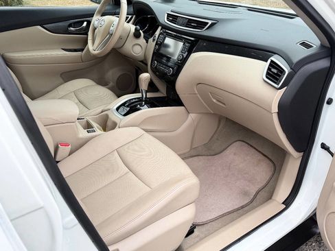 Used 2014 Nissan Rogue SL image 15