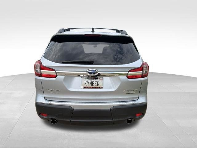 Used 2022 Subaru Ascent Limited w/ Technology Package AWD/4WD image 4