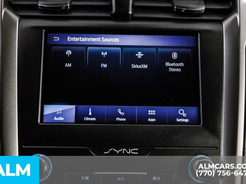 Used 2020 Ford Fusion SEL image 39