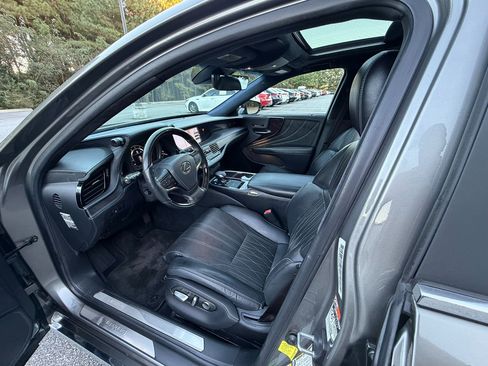 Used 2018 Lexus LS 500 w/ Interior Upgrade Package image 8