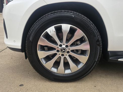 Used 2018 Mercedes-Benz GLS 450 4MATIC w/ Premium Package image 14