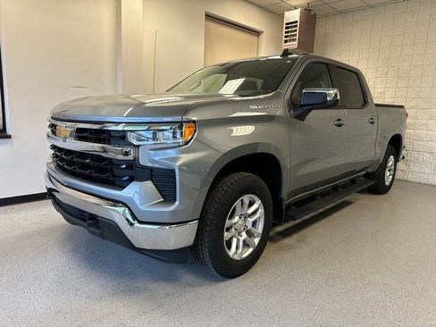 Used 2024 Chevrolet Silverado 1500 LT w/ Protection Package AWD/4WD image 36