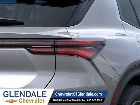 New 2026 Chevrolet Equinox EV LT FWD image 11