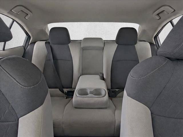 Used 2021 Toyota Corolla LE FWD image 27