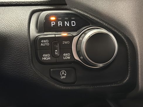 Used 2023 RAM 1500 Big Horn AWD/4WD image 18