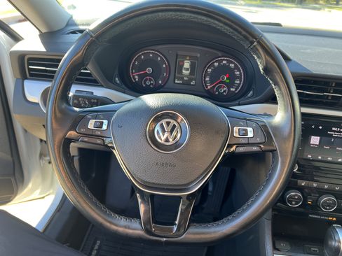 Used 2020 Volkswagen Passat 2.0T SE image 17