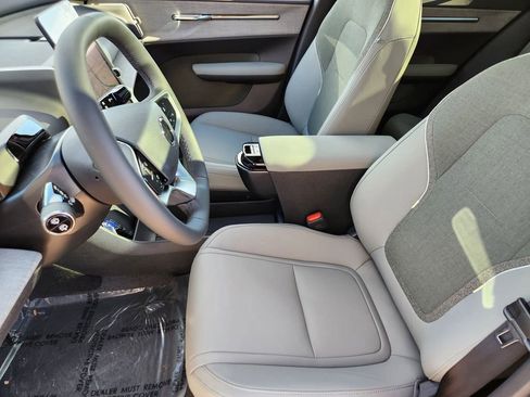 New 2026 Volvo EX30 Cross Country Ultra image 4