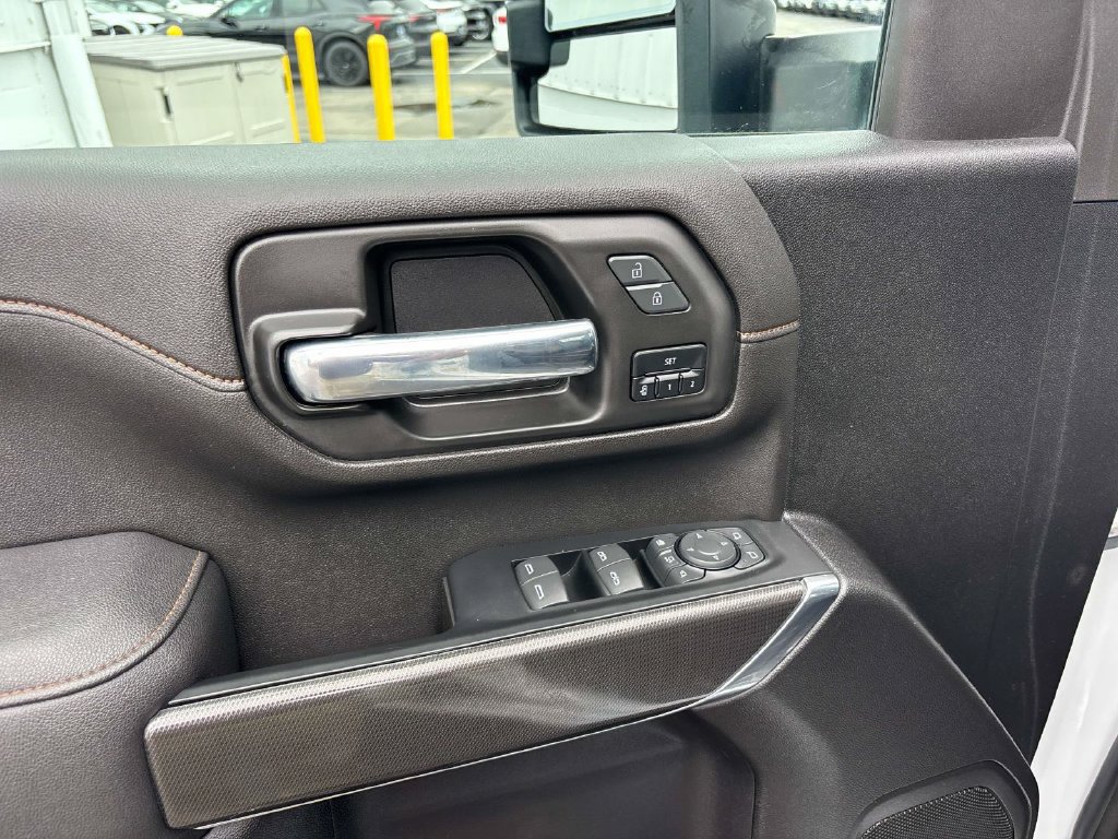Used 2023 GMC Sierra 2500 AT4 AWD/4WD image 19