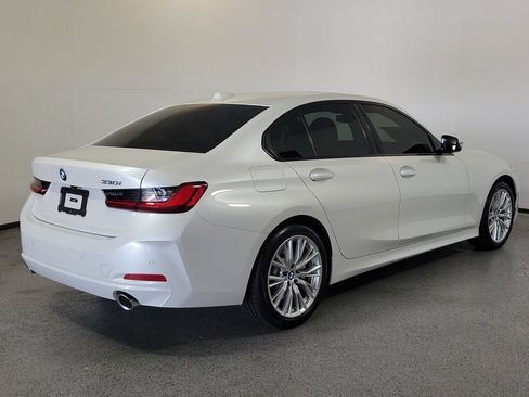 Used 2023 BMW 330i Sedan w/ Premium Package RWD image 6