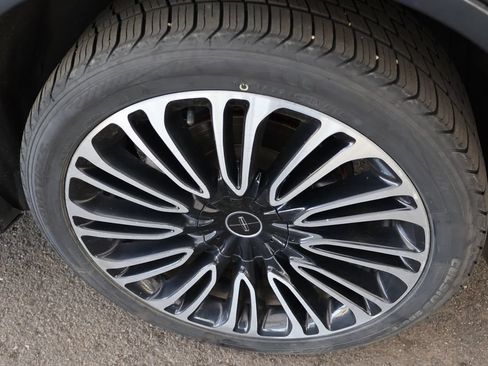 Used 2020 Lincoln Aviator Black Label w/ Dynamic Handling Package AWD/4WD image 70