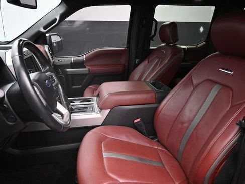 Used 2018 Ford F150 Platinum w/ Equipment Group 701A Luxury AWD/4WD image 13