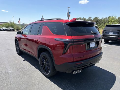 New 2026 Chevrolet Traverse LT image 7