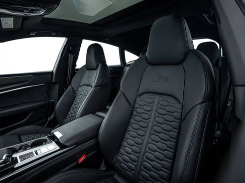 New 2025 Audi RS 7 Performance image 13