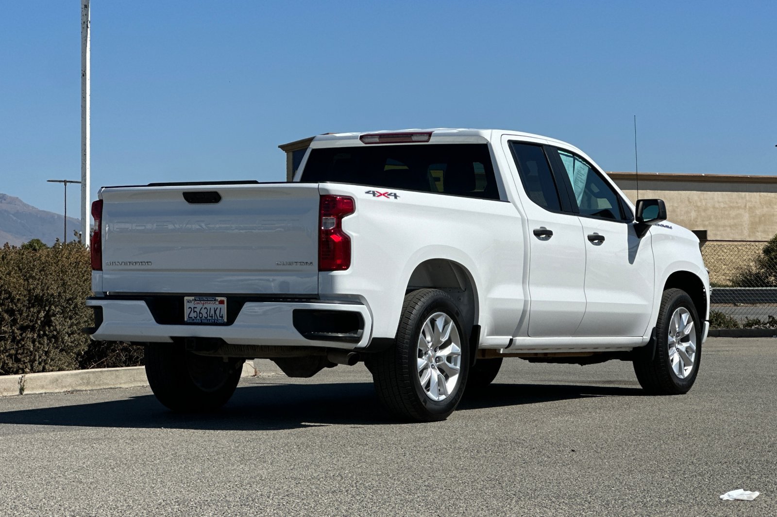 Used 2026 Chevrolet Silverado 1500 Custom AWD/4WD image 4