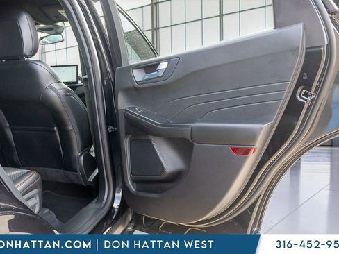 Used 2023 Ford Escape ST-Line Elite AWD/4WD image 26