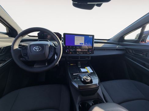 New 2026 Toyota C-HR AWD/4WD image 10