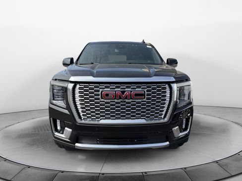 Used 2024 GMC Yukon Denali AWD/4WD image 6
