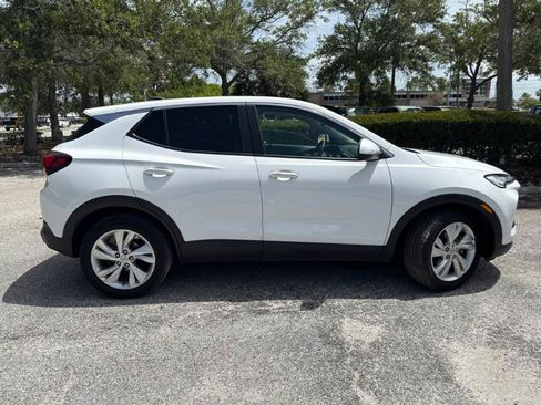 Used 2024 Buick Encore GX Preferred FWD image 8