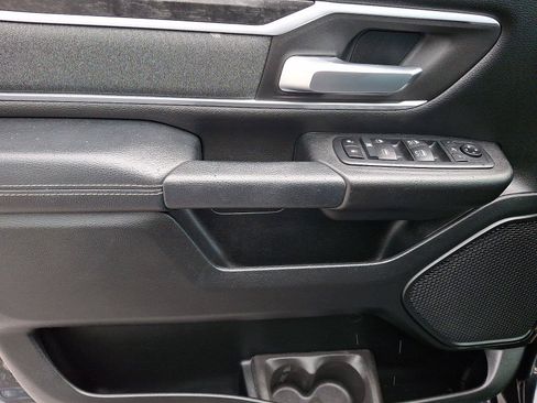 Used 2020 RAM 1500 Big Horn AWD/4WD image 13