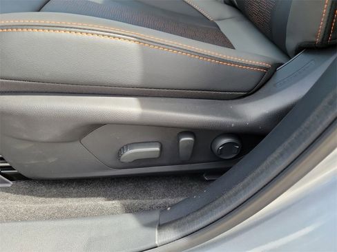 New 2025 Subaru Crosstrek 2.5i Limited w/ Crosstrek Mirror Package image 17