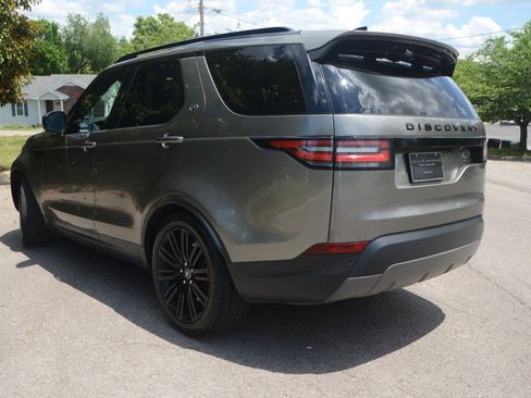 Used 2018 Land Rover Discovery HSE AWD/4WD image 24