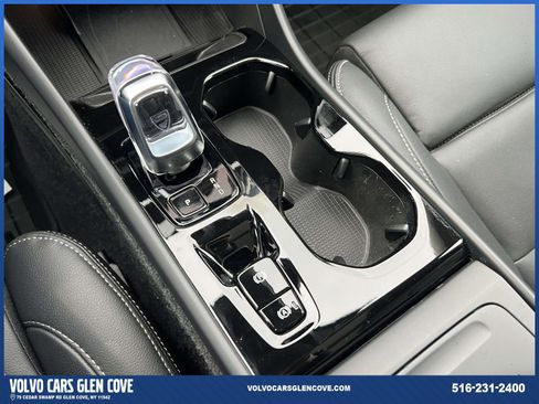 Used 2026 Volvo XC40 B5 Plus w/ Protection Package Premier image 31