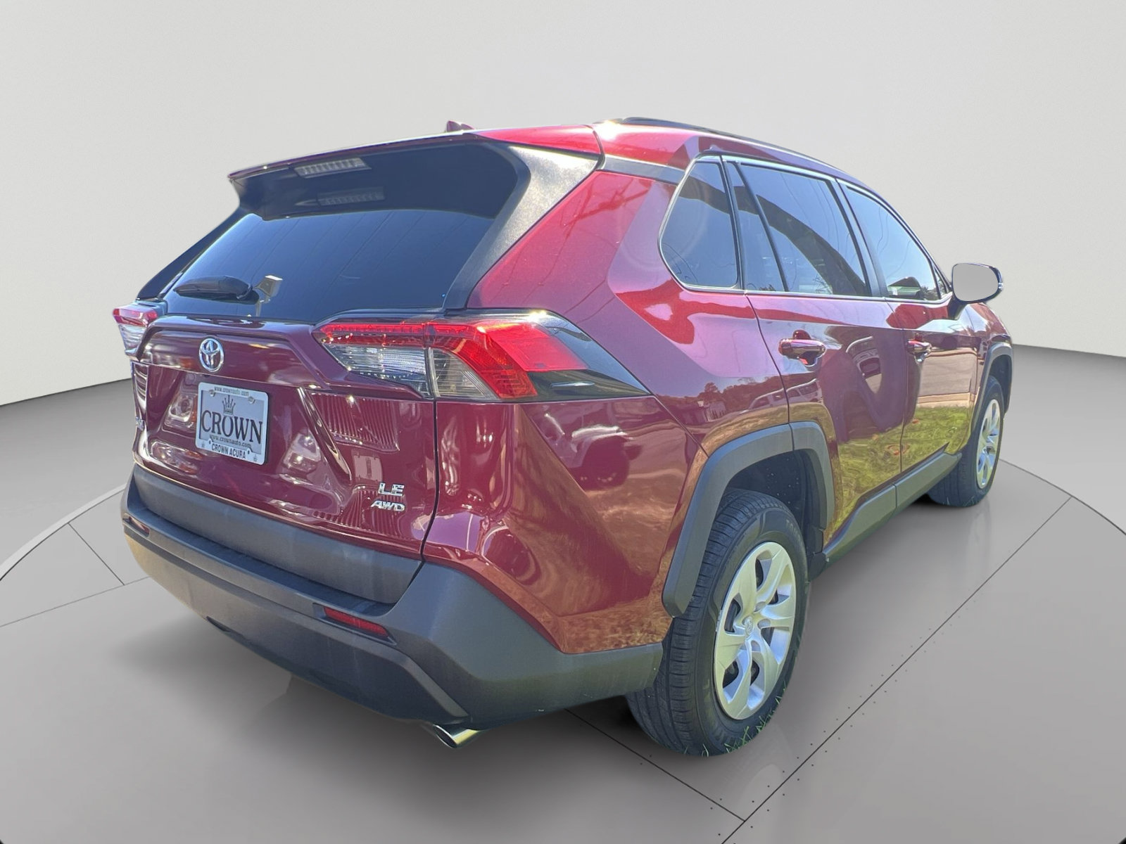 Used 2021 Toyota RAV4 LE AWD/4WD image 5