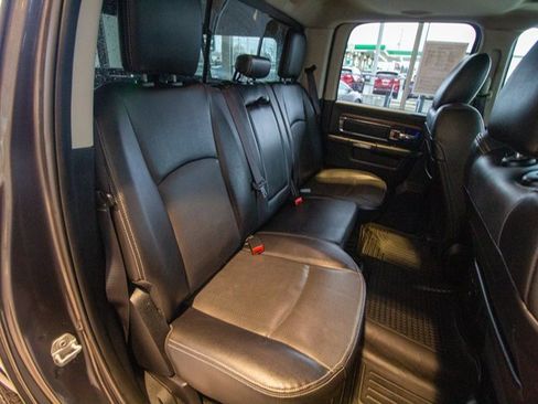 Used 2016 RAM 1500 Laramie w/ Convenience Group image 19
