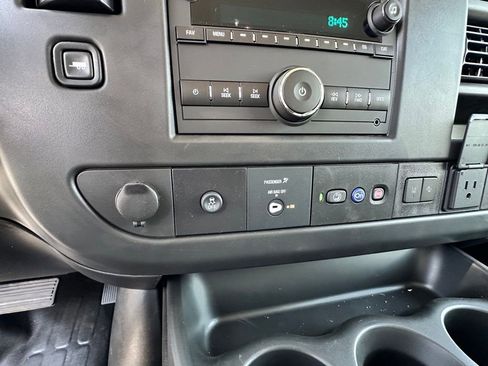 New 2025 GMC Savana 3500 w/ Power Convenience Package RWD image 17