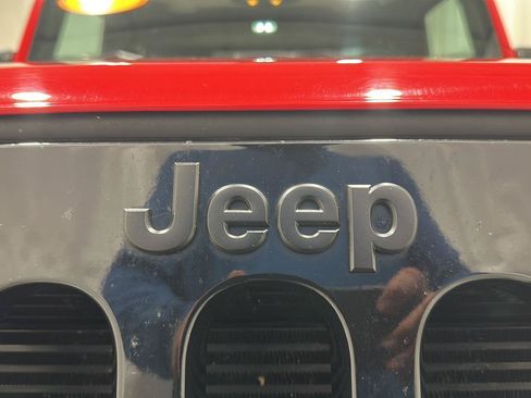 Used 2017 Jeep Wrangler Unlimited Sport AWD/4WD image 21