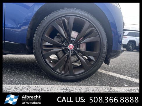 Used 2023 Jaguar F-PACE S image 36
