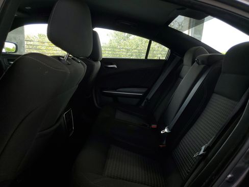 Used 2023 Dodge Charger SXT RWD image 9