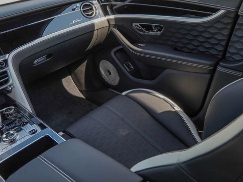 New 2026 Bentley Flying Spur Plug-In Hybrid AWD/4WD image 36