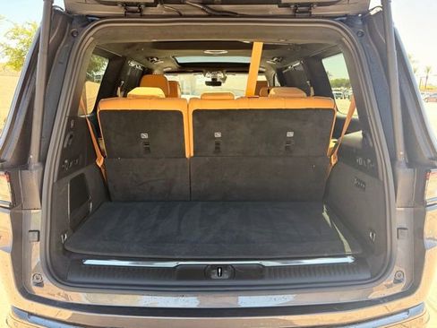 Certified 2025 Jeep Grand Wagoneer Series III w/ Quick Order Packagew 28T AWD/4WD image 14