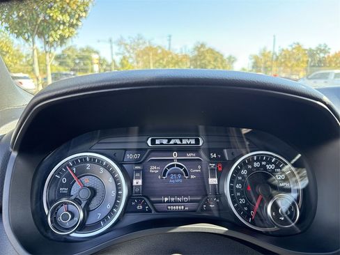 Used 2019 RAM 1500 Big Horn image 14