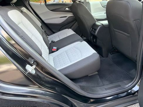 Used 2022 Chevrolet Equinox LS w/ LS Convenience Package FWD image 15
