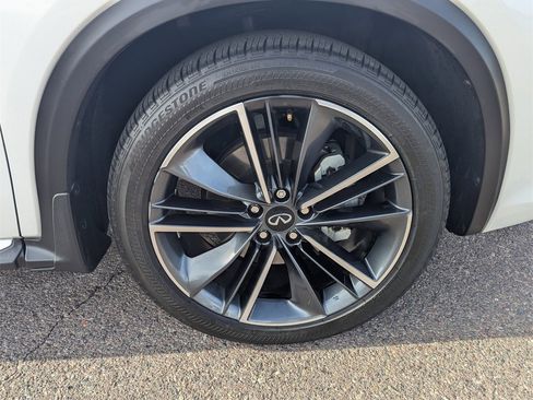 Used 2025 INFINITI QX55 Luxe w/ Cargo Package image 11