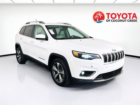 Used 2019 Jeep Cherokee Limited w/ Technology Group FWD image 1