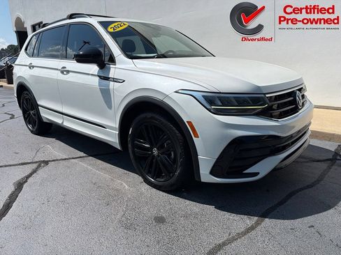 Used 2022 Volkswagen Tiguan SE R-Line FWD image 2