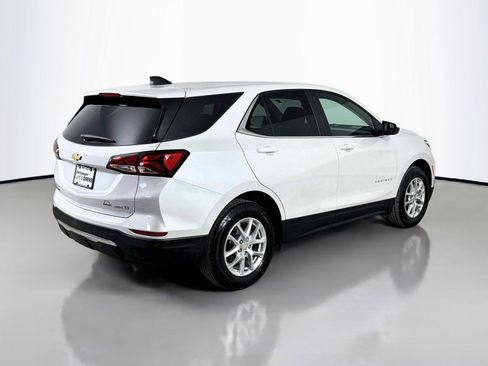 Used 2022 Chevrolet Equinox LT AWD/4WD image 9